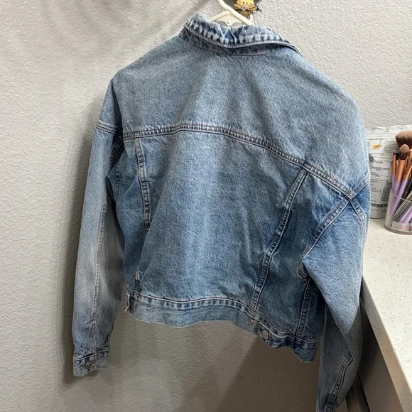 American Eagle Denim Jacket with Floral Lining - Blue - Picture 6 of 7